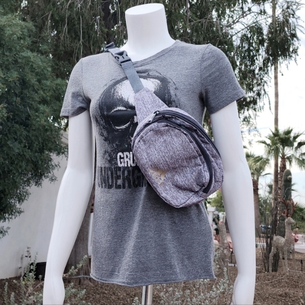ADIDAS Must Have Waist Pack Belly Bag Fanny Pack Crossbody Purse Gray Unisex - Picture 3 of 16